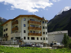 Hotel Montana Stelvio